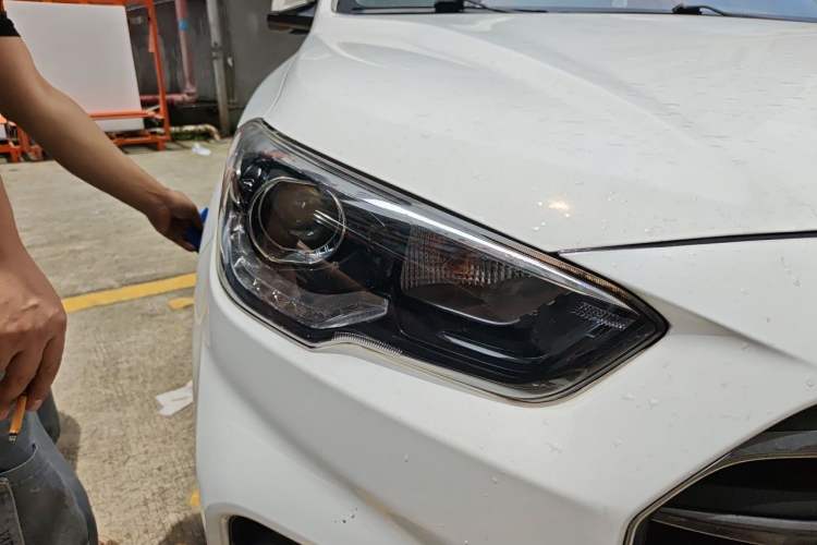 Used Hyundai ix35 2019 2.0L Automatic 2WD Zhiyong·Changxiang Edition China VI Standard Right Front Headlight