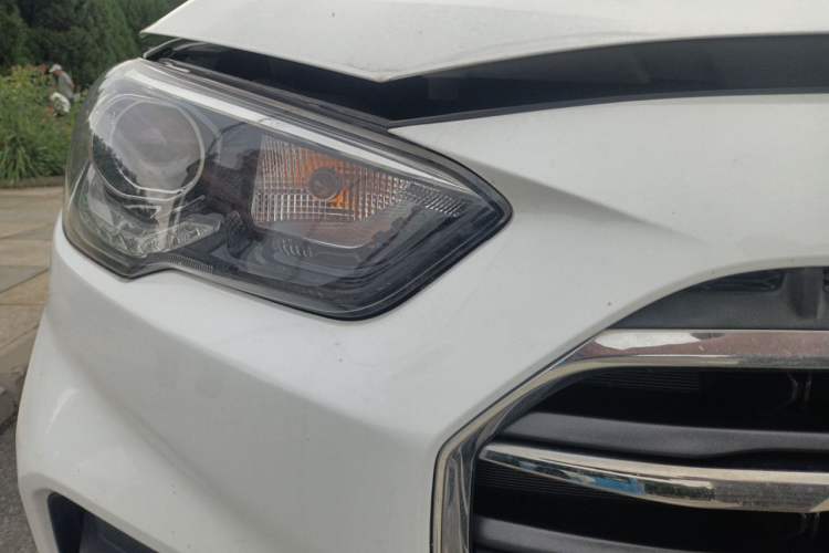 Used Hyundai ix35 2019 2.0L Automatic 2WD Zhiyong·Changxiang Edition China VI Standard Right Front Headlight