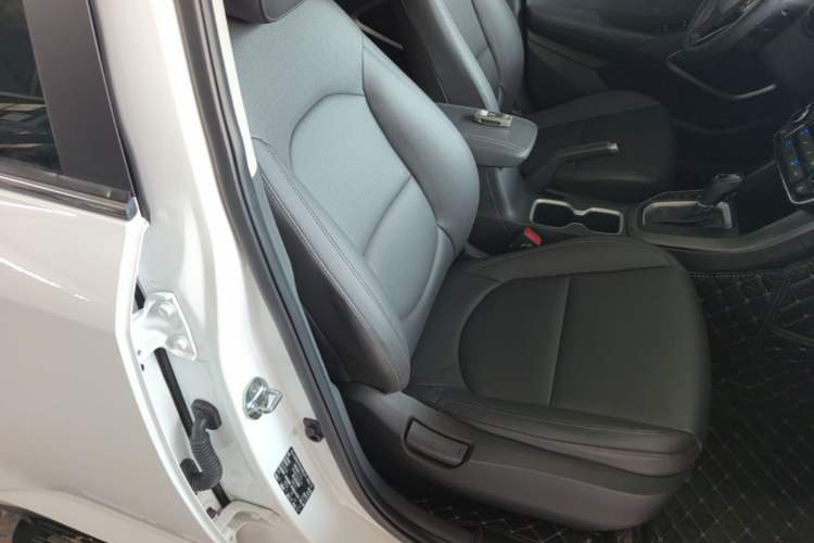 Used Hyundai ix35 2019 2.0L Automatic 2WD Zhiyong·Changxiang Edition China V Standard Right Front Seat