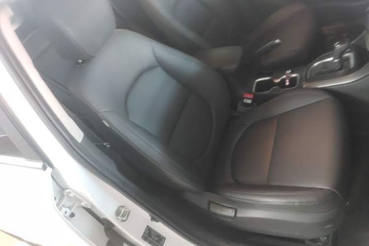 Used Hyundai ix35 2019 2.0L Automatic 2WD Zhiyong·Changxiang Edition China V Standard Right Front Seat