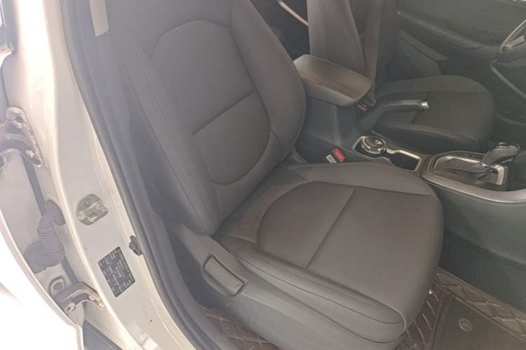 Used Hyundai ix35 2019 2.0L Automatic 2WD Zhiyong·Changxiang Edition China VI Standard Right Front Seat