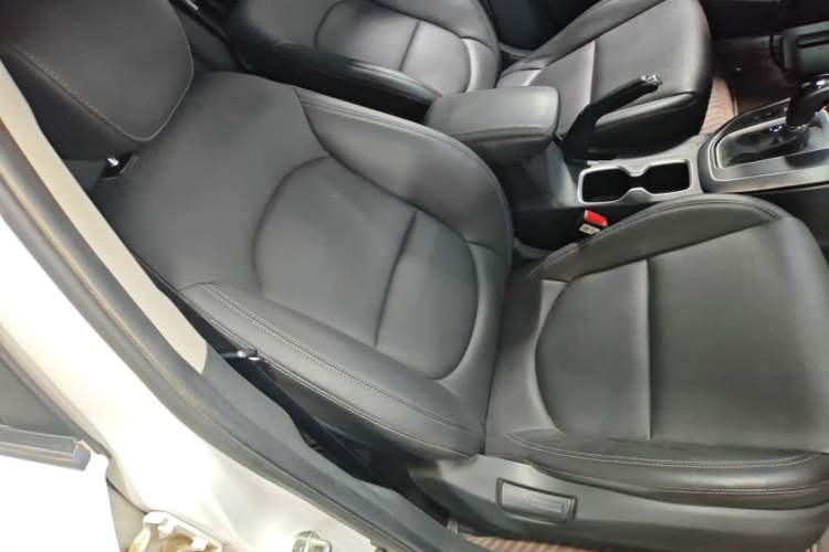 Used Hyundai ix35 2019 2.0L Automatic 2WD Zhiyong·Changxiang Edition China VI Standard Right Front Seat