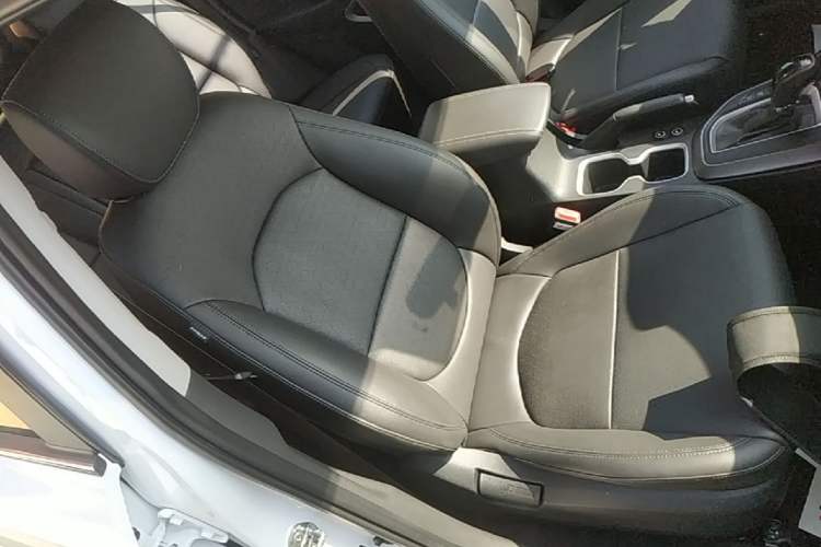 Used Hyundai ix35 2019 2.0L Automatic 2WD Zhiyong·Changxiang Edition China V Standard Right Front Seat