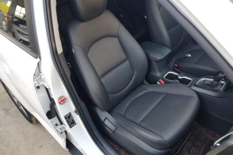 Used Hyundai ix35 2019 2.0L Automatic 2WD Zhiyong·Changxiang Edition China VI Standard Right Front Seat