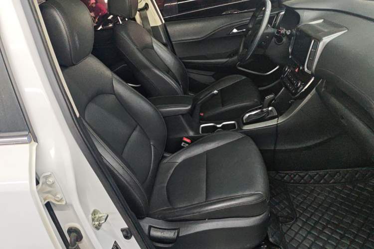 Used Hyundai ix35 2019 2.0L Automatic 2WD Zhiyong·Changxiang Edition China VI Standard Right Front Seat