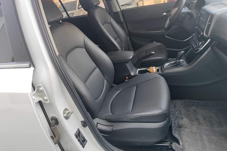 Used Hyundai ix35 2019 2.0L Automatic 2WD Zhiyong·Changxiang Edition China VI Standard Right Front Seat