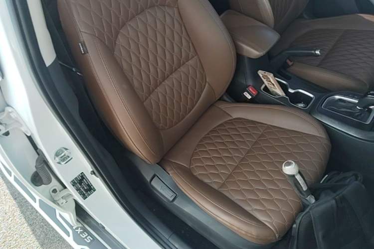 Used Hyundai ix35 2019 2.0L Automatic 2WD Zhiyong·Changxiang Edition China VI Standard Right Front Seat