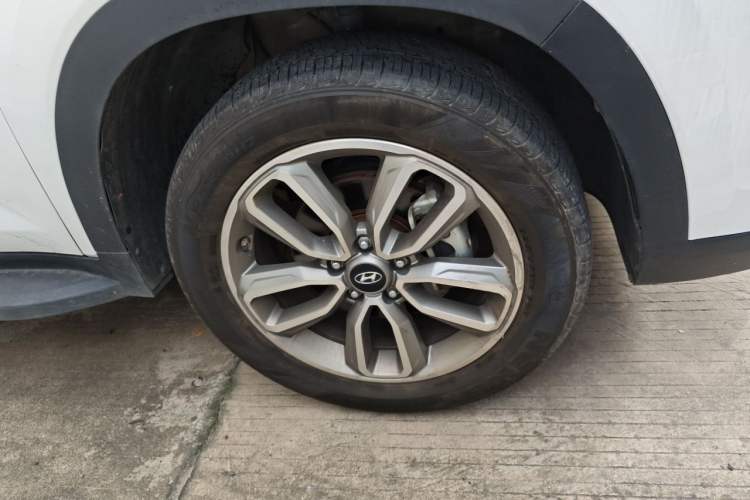 Used Hyundai ix35 2019 2.0L Automatic 2WD Zhiyong·Changxiang Edition China V Standard Right Front Wheel Hub