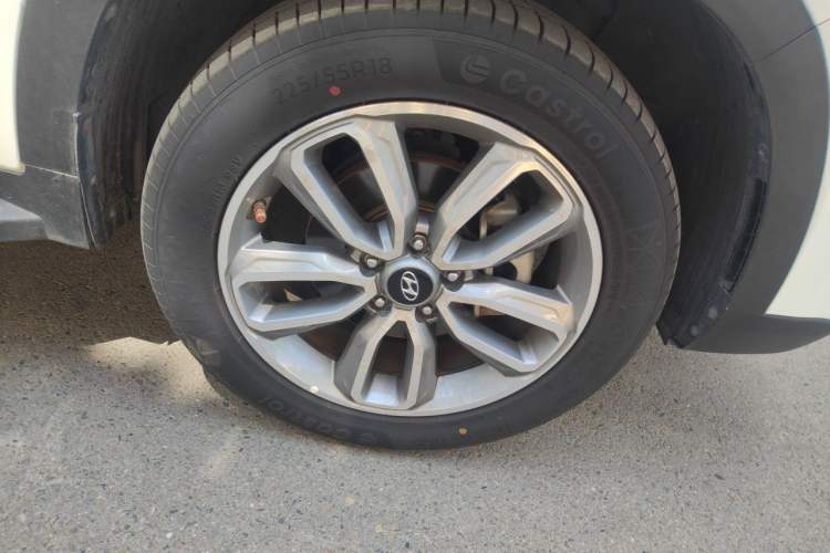 Used Hyundai ix35 2019 2.0L Automatic 2WD Zhiyong·Changxiang Edition China V Standard Right Front Wheel Hub