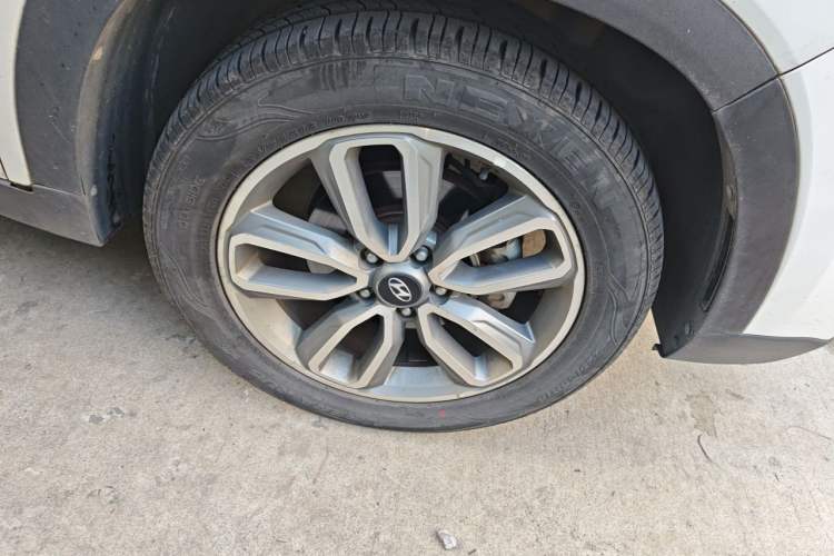 Used Hyundai ix35 2019 2.0L Automatic 2WD Zhiyong·Changxiang Edition China V Standard Right Front Wheel Hub