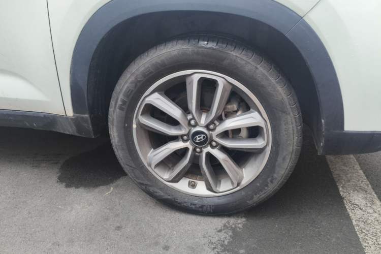 Used Hyundai ix35 2019 2.0L Automatic 2WD Zhiyong·Changxiang Edition China V Standard Right Front Wheel Hub