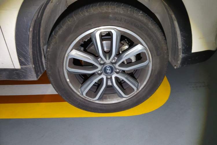 Used Hyundai ix35 2019 2.0L Automatic 2WD Zhiyong·Changxiang Edition China V Standard Right Front Wheel Hub