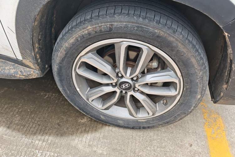 Used Hyundai ix35 2019 2.0L Automatic 2WD Zhiyong·Changxiang Edition China V Standard Right Front Wheel Hub