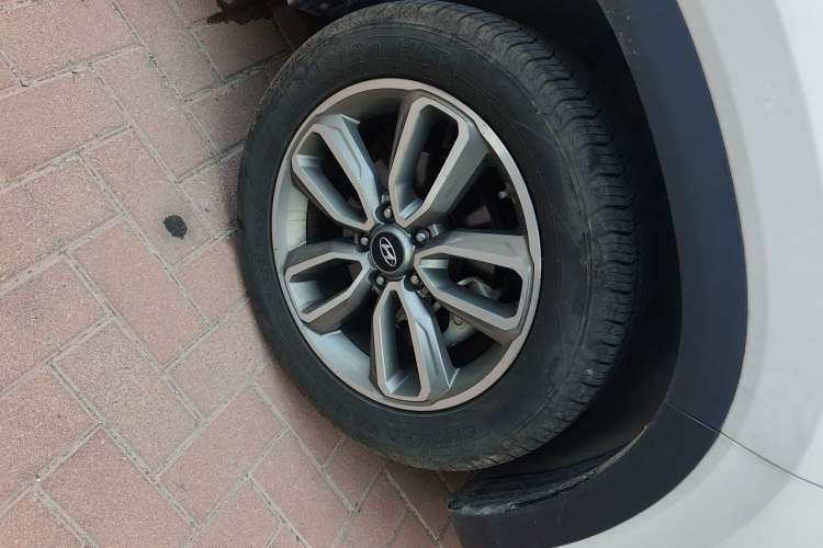 Used Hyundai ix35 2019 2.0L Automatic 2WD Zhiyong·Changxiang Edition China VI Standard Right Front Wheel Hub