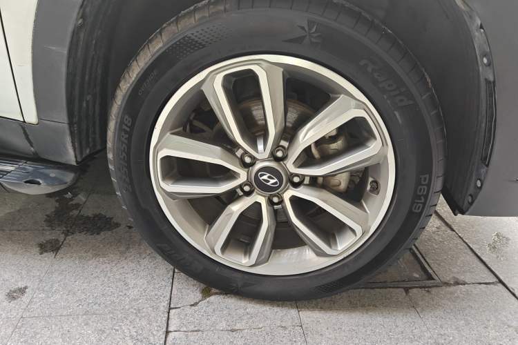 Used Hyundai ix35 2019 2.0L Automatic 2WD Zhiyong·Changxiang Edition China VI Standard Right Front Wheel Hub
