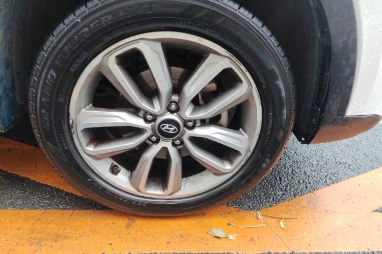 Used Hyundai ix35 2019 2.0L Automatic 2WD Zhiyong·Changxiang Edition China V Standard Right Front Wheel Hub