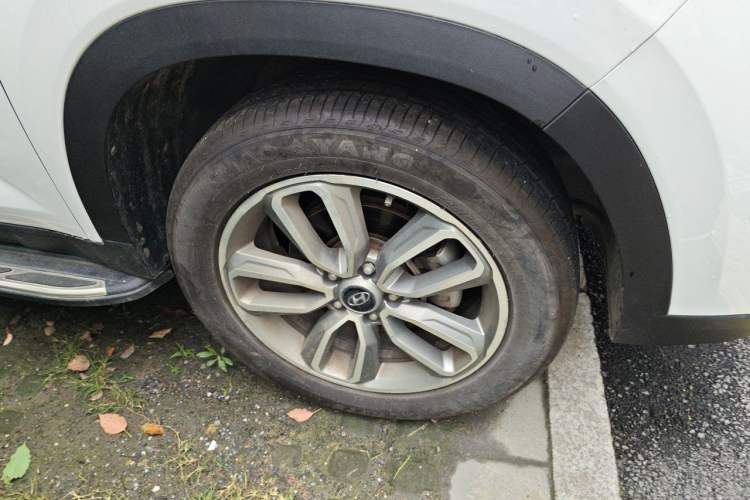 Used Hyundai ix35 2019 2.0L Automatic 2WD Zhiyong·Changxiang Edition China VI Standard Right Front Wheel Hub