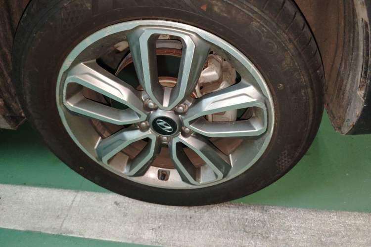 Used Hyundai ix35 2019 2.0L Automatic 2WD Zhiyong·Changlian Edition China V Standard Right Front Wheel Hub