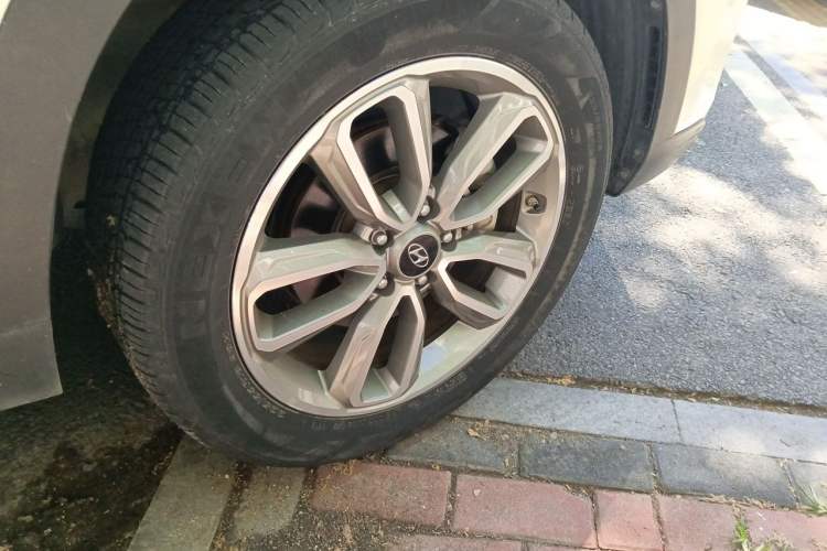 Used Hyundai ix35 2019 2.0L Automatic 2WD Zhiyong·Changxiang Edition China VI Standard Right Front Wheel Hub