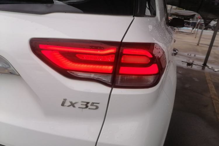 Used Hyundai ix35 2019 2.0L Automatic 2WD Zhiyong·Changxiang Edition China VI Standard Right Rear Taillight