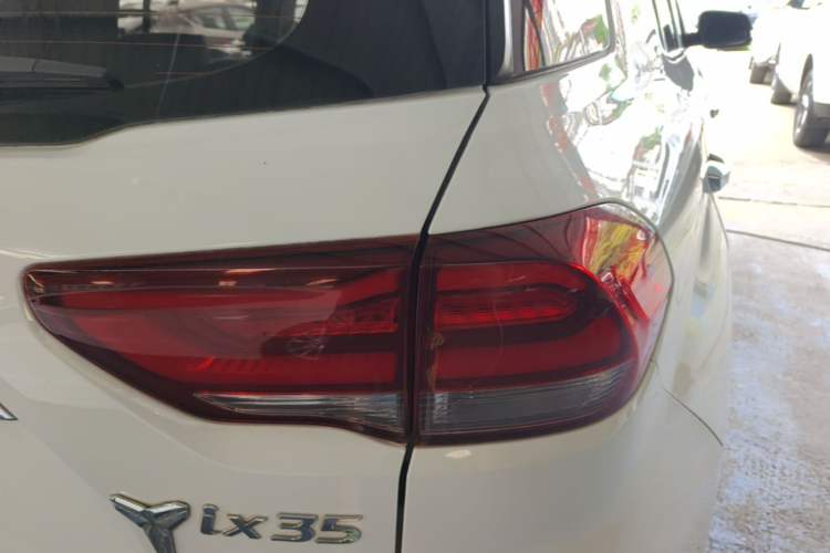 Used Hyundai ix35 2019 2.0L Automatic 2WD Zhiyong·Changxiang Edition China V Standard Right Rear Taillight