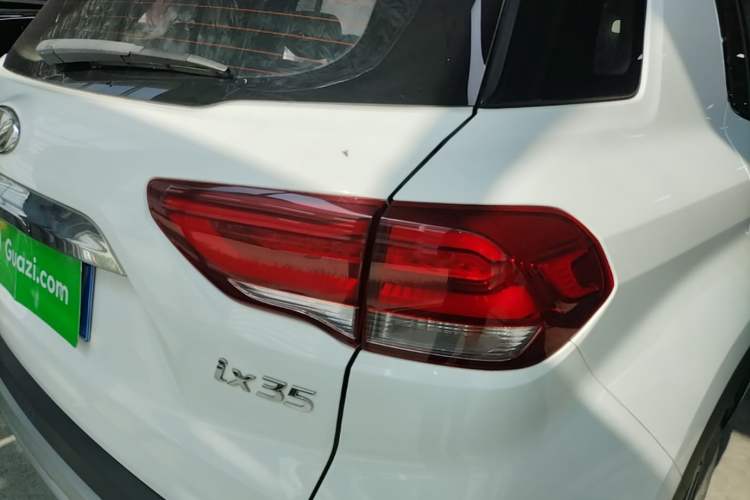 Used Hyundai ix35 2019 2.0L Automatic 2WD Zhiyong·Changxiang Edition China VI Standard Right Rear Taillight