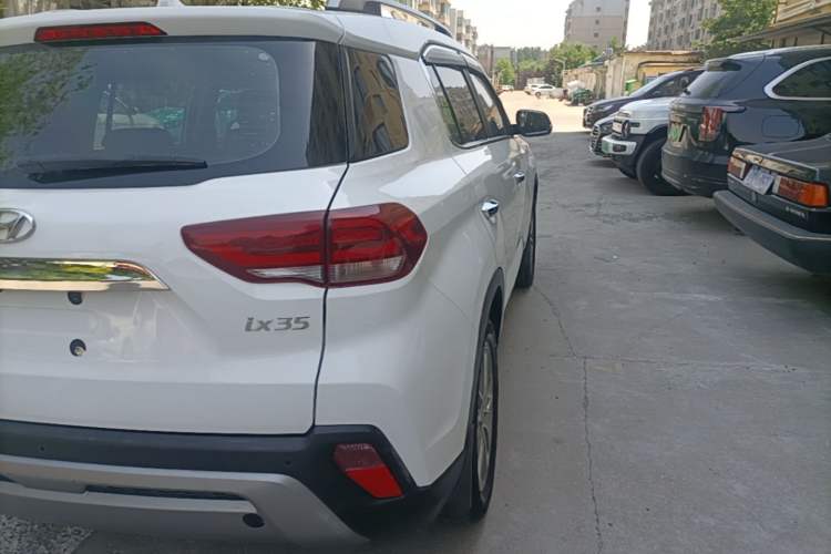 Used Hyundai ix35 2019 2.0L Automatic 2WD Zhiyong·Changxiang Edition China VI Standard Right Rear Taillight