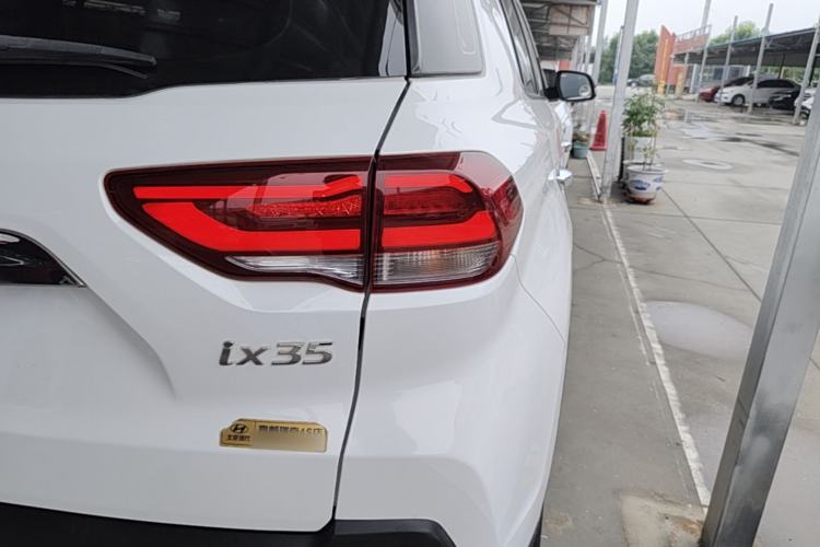 Used Hyundai ix35 2019 2.0L Automatic 2WD Zhiyong·Changxiang Edition China VI Standard Right Rear Taillight