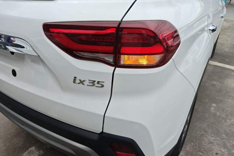 Used Hyundai ix35 2019 2.0L Automatic 2WD Zhiyong·Changxiang Edition China V Standard Right Rear Taillight
