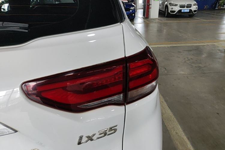 Used Hyundai ix35 2019 2.0L Automatic 2WD Zhiyong·Changxiang Edition China VI Standard Right Rear Taillight