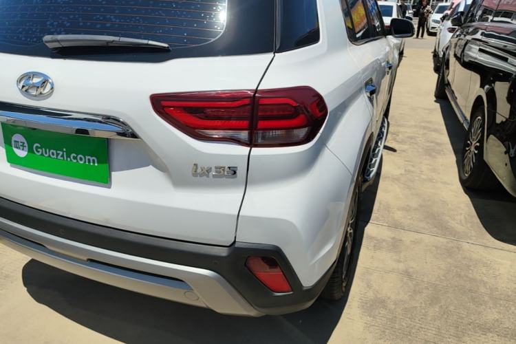 Used Hyundai ix35 2019 2.0L Automatic 2WD Zhiyong·Changxiang Edition China VI Standard Right Rear Taillight
