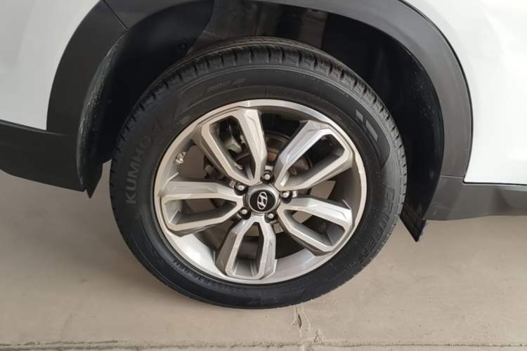 Used Hyundai ix35 2019 2.0L Automatic 2WD Zhiyong·Changxiang Edition China V Standard Right Rear Wheel Hub