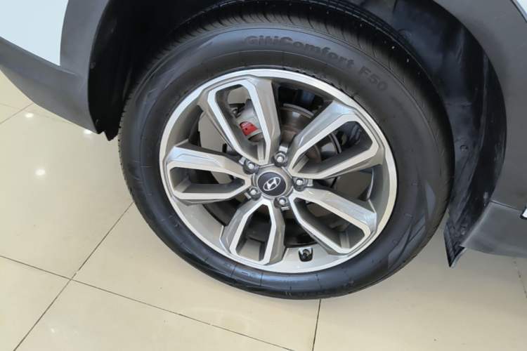 Used Hyundai ix35 2019 2.0L Automatic 2WD Zhiyong·Changxiang Edition China VI Standard Right Rear Wheel Hub