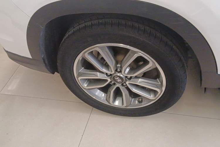 Used Hyundai ix35 2019 2.0L Automatic 2WD Zhiyong·Changxiang Edition China V Standard Right Rear Wheel Hub