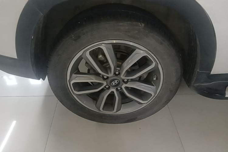 Used Hyundai ix35 2019 1.4T DCT Two-Wheel Drive Smart & Enjoyment Version China V Standard Right Rear Wheel Hub