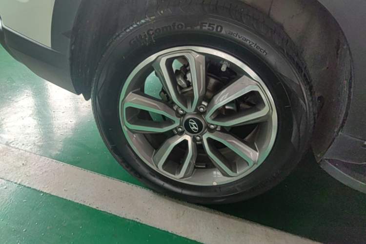 Used Hyundai ix35 2019 2.0L Automatic 2WD Zhiyong·Changxiang Edition China VI Standard Right Rear Wheel Hub