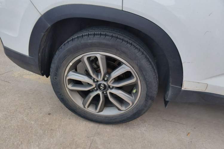 Used Hyundai ix35 2019 2.0L Automatic 2WD Zhiyong·Changxiang Edition China VI Standard Right Rear Wheel Hub
