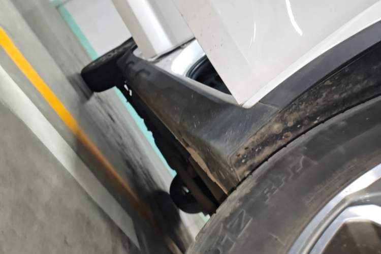 Used Hyundai ix35 2019 2.0L Automatic 2WD Zhiyong·Changxiang Edition China VI Standard Right Side Sill