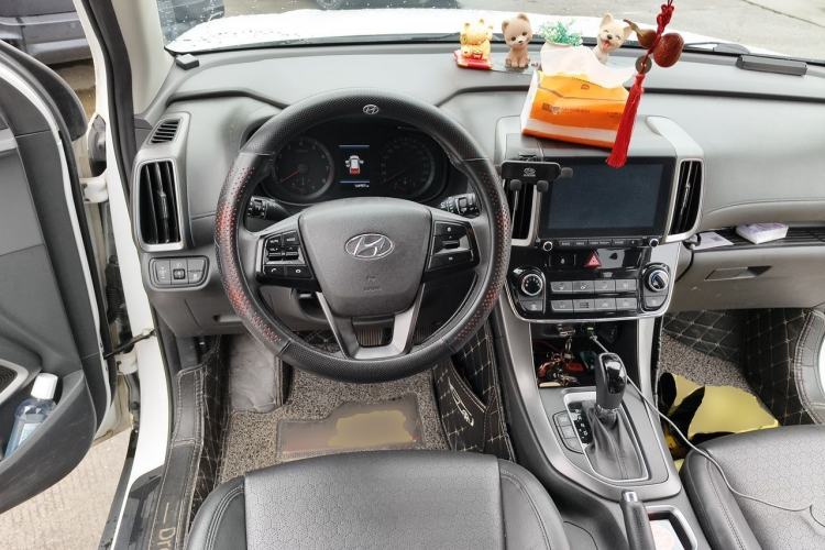 Used Hyundai ix35 2019 2.0L Automatic 2WD Zhiyong·Changxiang Edition China VI Standard Steering Wheel