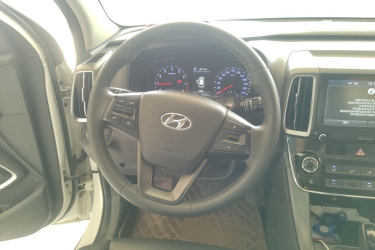 Used Hyundai ix35 2019 2.0L Automatic 2WD Zhiyong·Changxiang Edition China V Standard Steering Wheel