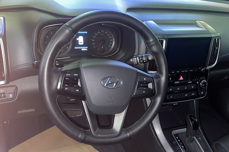 Used Hyundai ix35 2019 2.0L Automatic 2WD Zhiyong·Changxiang Edition China V Standard Steering Wheel