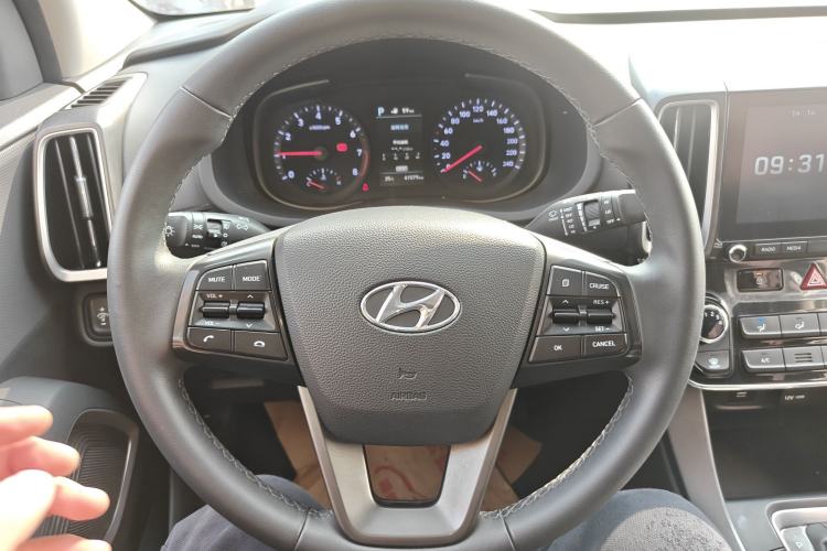 Used Hyundai ix35 2019 2.0L Automatic 2WD Zhiyong·Changxiang Edition China VI Standard Steering Wheel