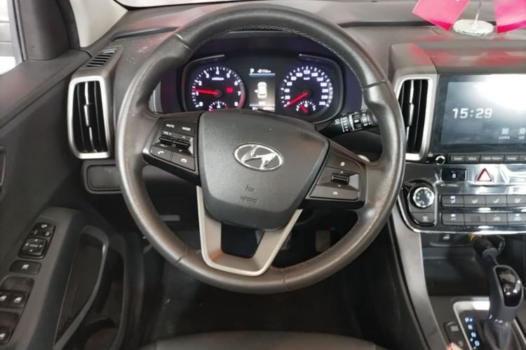 Used Hyundai ix35 2019 2.0L Automatic 2WD Zhiyong·Changxiang Edition China VI Standard Steering Wheel