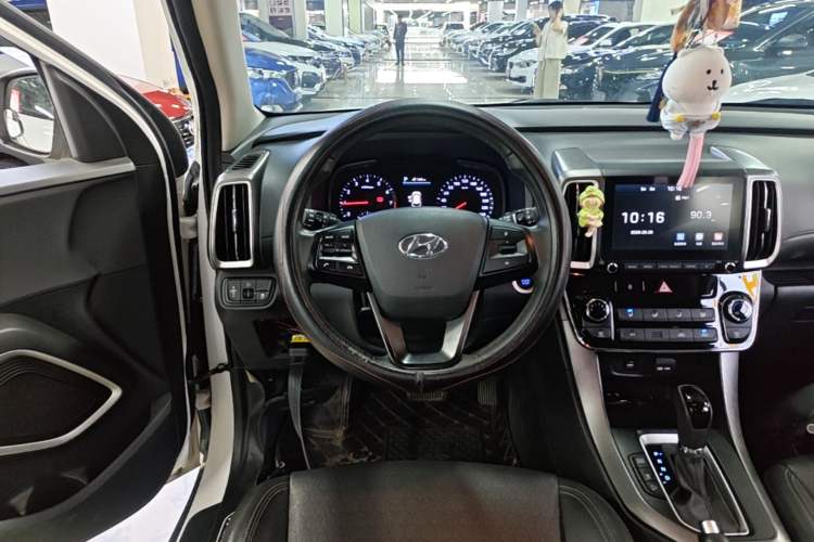 Used Hyundai ix35 2019 2.0L Automatic 2WD Zhiyong·Changxiang Edition China VI Standard Steering Wheel