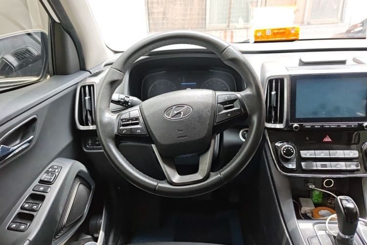 Used Hyundai ix35 2019 2.0L Automatic 2WD Zhiyong·Changxiang Edition China VI Standard Steering Wheel