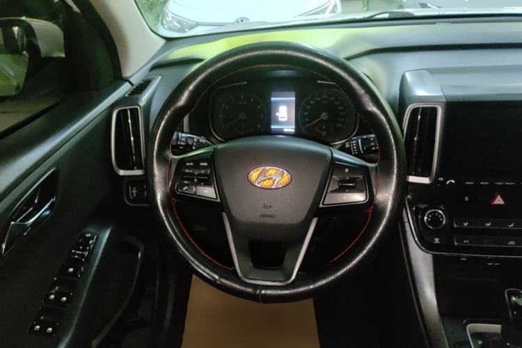 Used Hyundai ix35 2019 2.0L Automatic 2WD Zhiyong·Changxiang Edition China VI Standard Steering Wheel