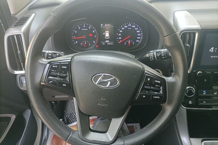 Used Hyundai ix35 2019 2.0L Automatic 2WD Zhiyong·Changxiang Edition China VI Standard Steering Wheel