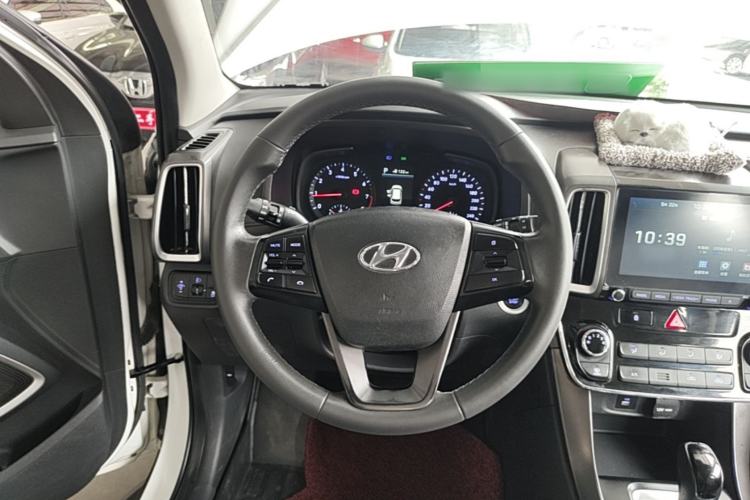 Used Hyundai ix35 2019 2.0L Automatic 2WD Zhiyong·Changxiang Edition China VI Standard Steering Wheel