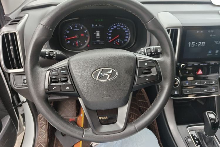Used Hyundai ix35 2019 2.0L Automatic 2WD Zhiyong·Changxiang Edition China V Standard Steering Wheel