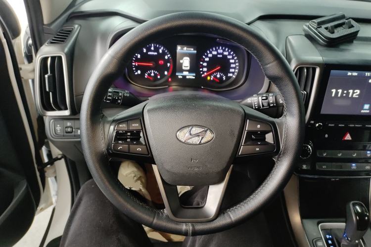 Used Hyundai ix35 2019 2.0L Automatic 2WD Zhiyong·Changxiang Edition China V Standard Steering Wheel
